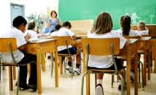 School chairs bad for kids backs